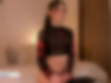 marianasynn_ photo 4