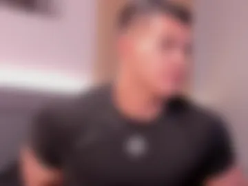 mason_bennet photo 2