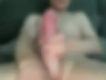 massivewhitezillacock webcam preview
