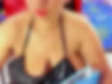 mature__bitch photo 3