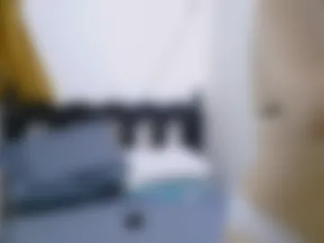 mauroluxandra photo 4