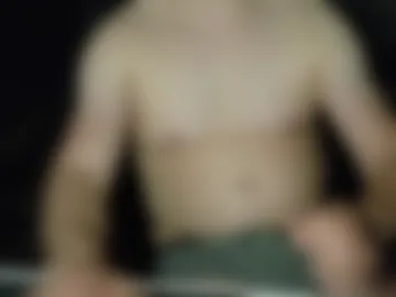 maxboner94 photo 2