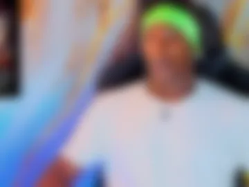 maxmuscle10 live webcam preview