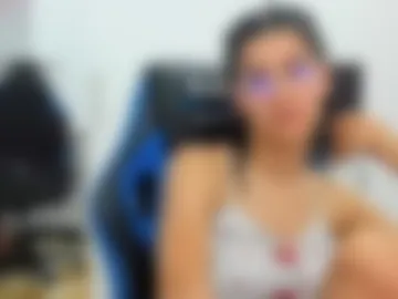 maya_and_guests webcam preview