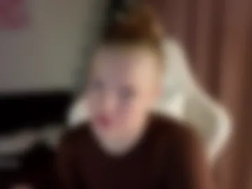 maya_blonde18 photo 6