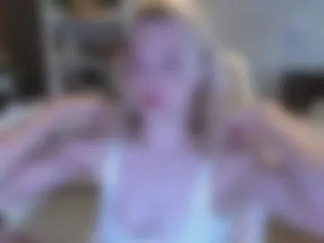 maya_blonde18 photo 2