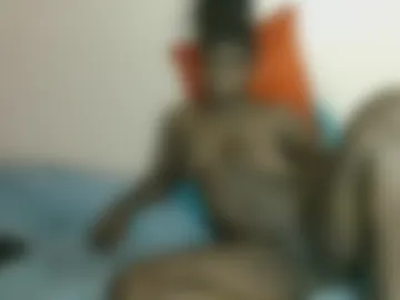 maya_nyla webcam preview