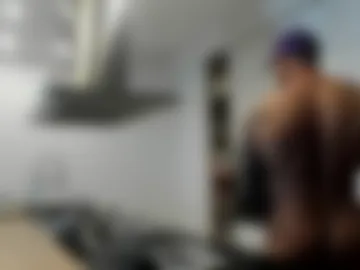 mealphamale webcam preview