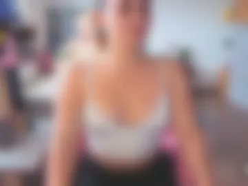 megaan0 photo 7