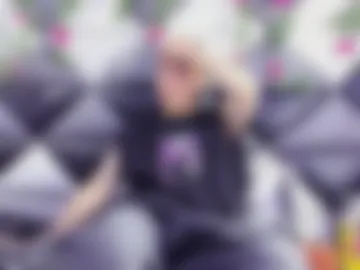 megan_thompsonn_ photo 2