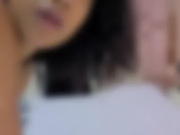 meganisperfect webcam preview