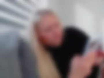 melani_a webcam preview
