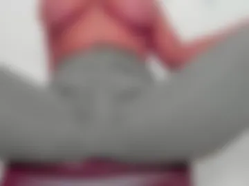 melania_browis photo 2