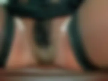 melania_browis photo 3