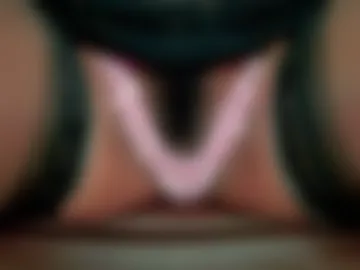 melania_browis photo 2