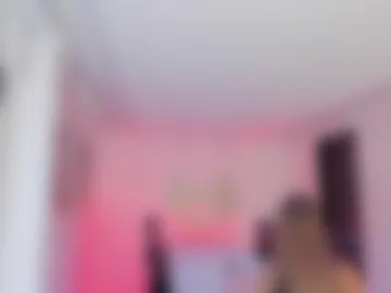 melanieroah1 photo 3