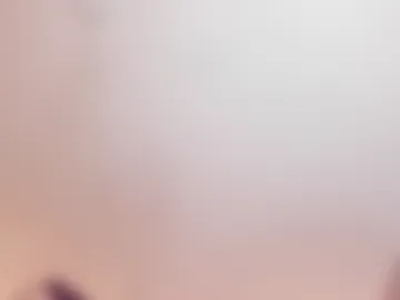 melanieroux webcam preview