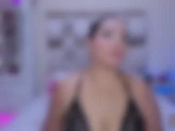 melanyshayk photo 3