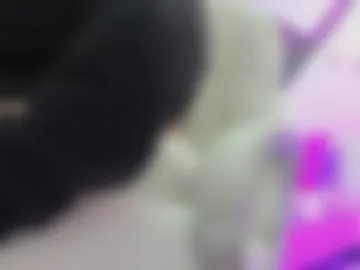 mia_dreaam webcam preview