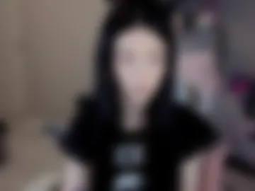 mia_gothh photo 3