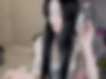 mia_gothh photo 2