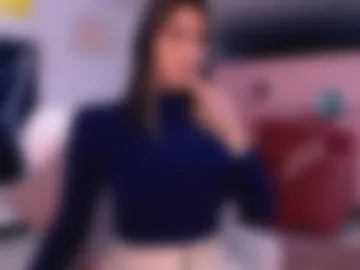 mia_moretz1 photo 2