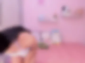 mia_naive photo 3