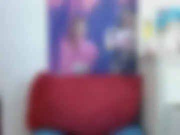 mia_squirt_big photo 3