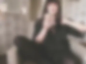 mia_wallase webcam preview