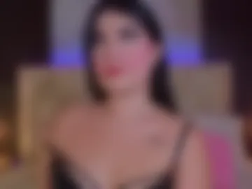 miaafarrel photo 3