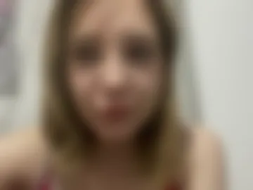 miaaperry photo 4