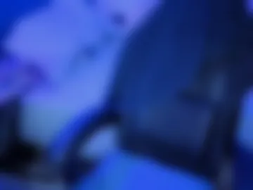 miacanela_xo photo 2