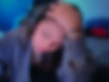miacanela_xo photo 2