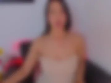 miakris1 photo 3