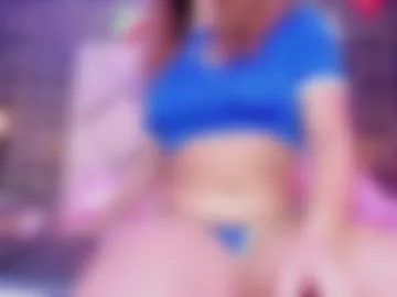 miavelvett webcam preview