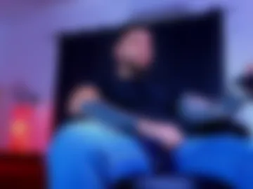 mightyaaron webcam preview