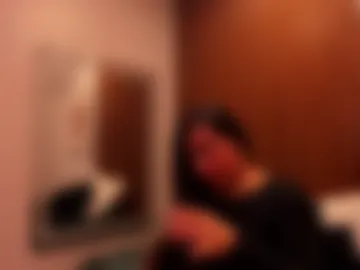 miiamoonn_ webcam preview