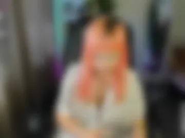 mika_vatashi webcam preview