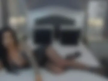 mikaelajensen webcam preview