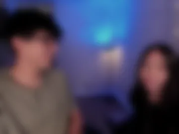 mikeyvioleta photo 3