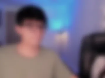 mikeyvioleta photo 2