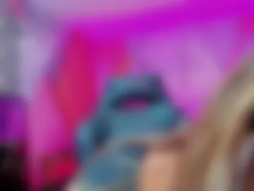mila_blonde1 photo 2