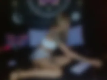 milamiles98 webcam preview