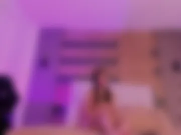 milamoonroe webcam preview