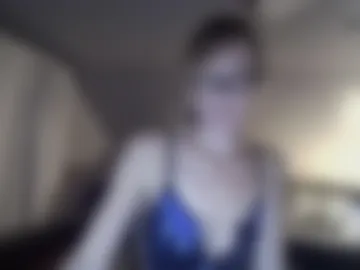 milfnextdoor1981 live webcam preview