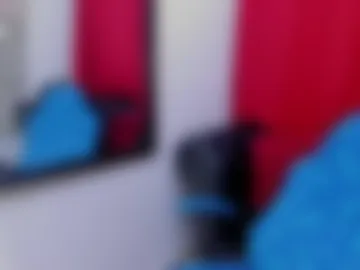 milo_and_mily live webcam preview