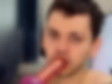 milo_santo live webcam preview