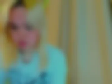 miss__selena webcam preview
