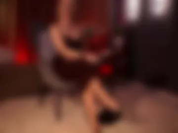 miss_ema_divine photo 5