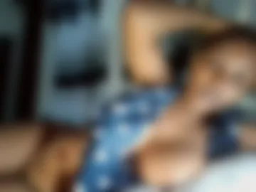 miss_vee_ live webcam preview